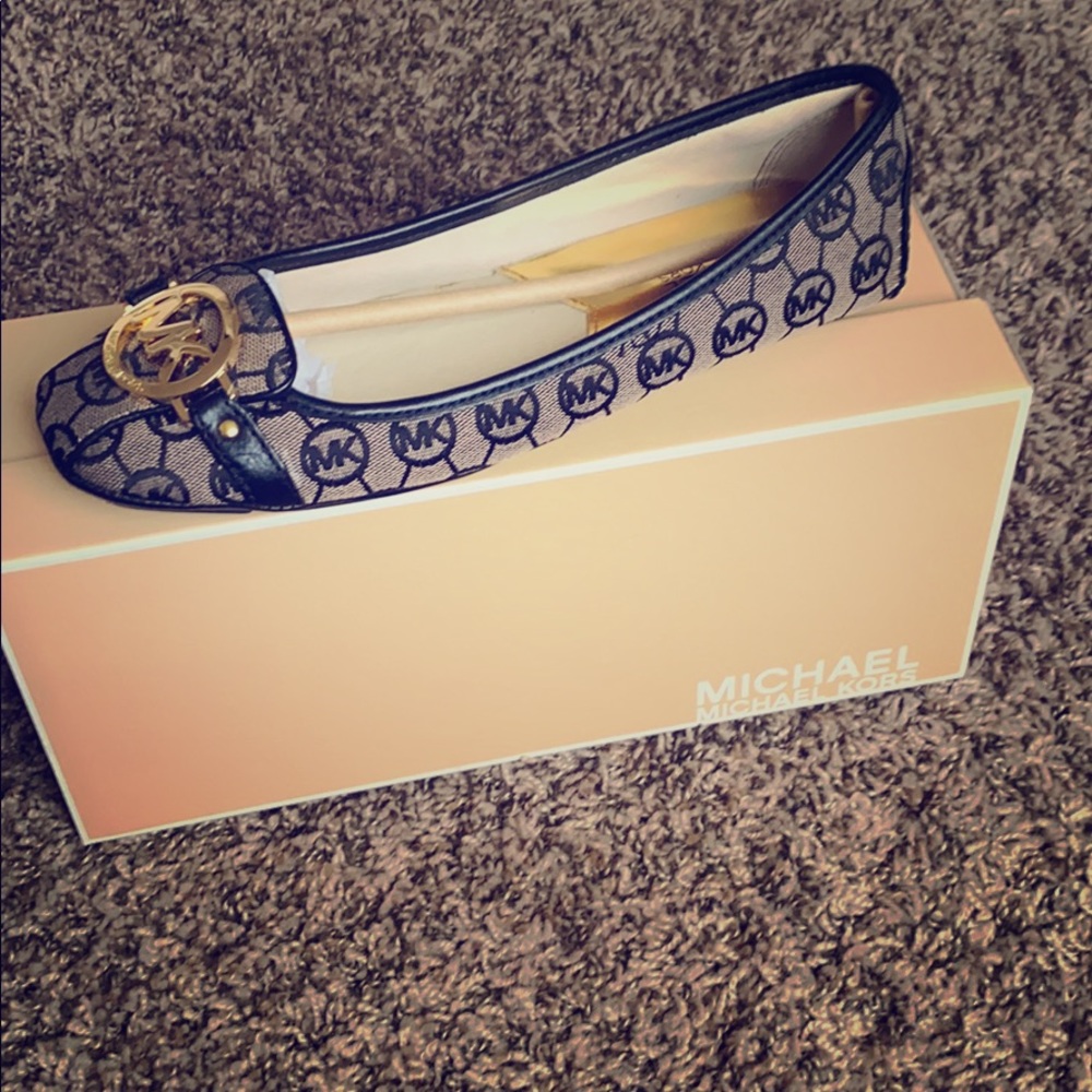 Mk signature jacquard
